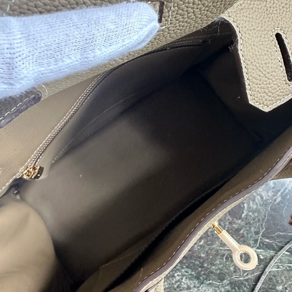 Leather handbags crossbody bag - Picture 4 of 14